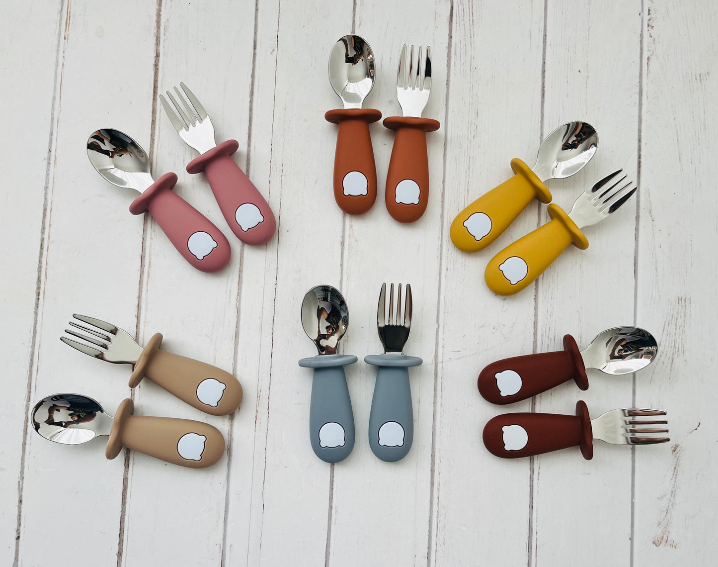 Cubiertos de acero inoxidable y mango de silicona osito