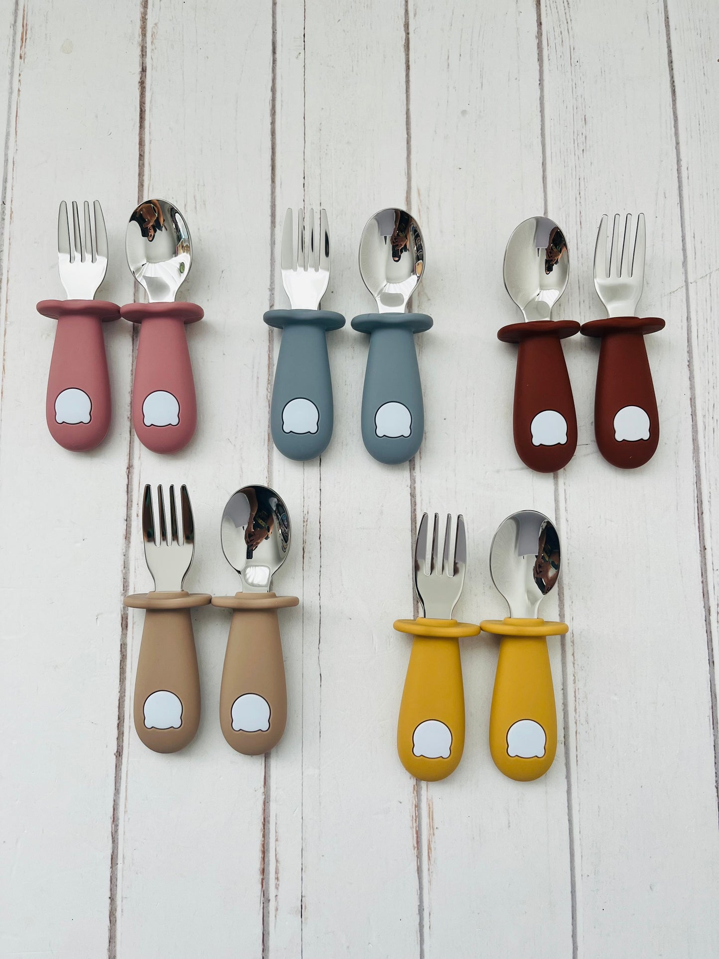 Cubiertos de acero inoxidable y mango de silicona osito