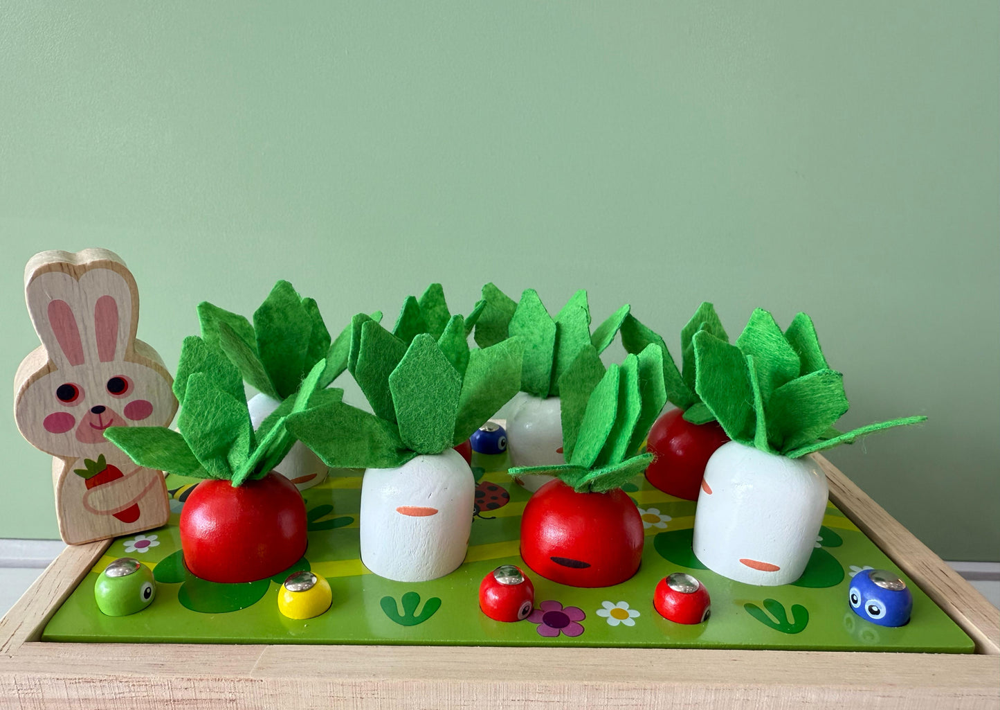 Juego Montessori carro cosechador