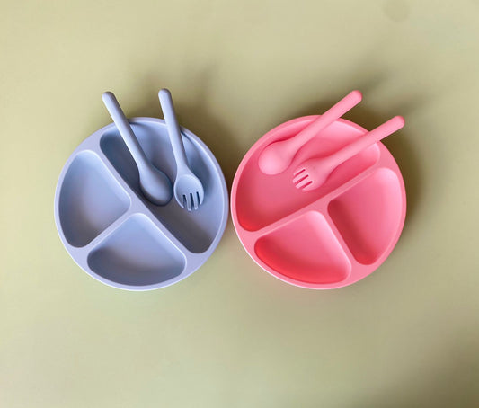 SET DE PLATO CON CUBIERTOS Y VENTOSA