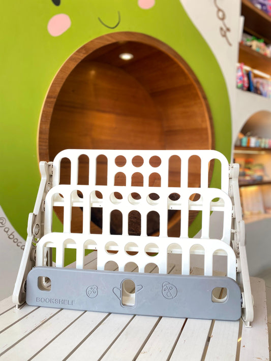 Librero de plastico pequeño