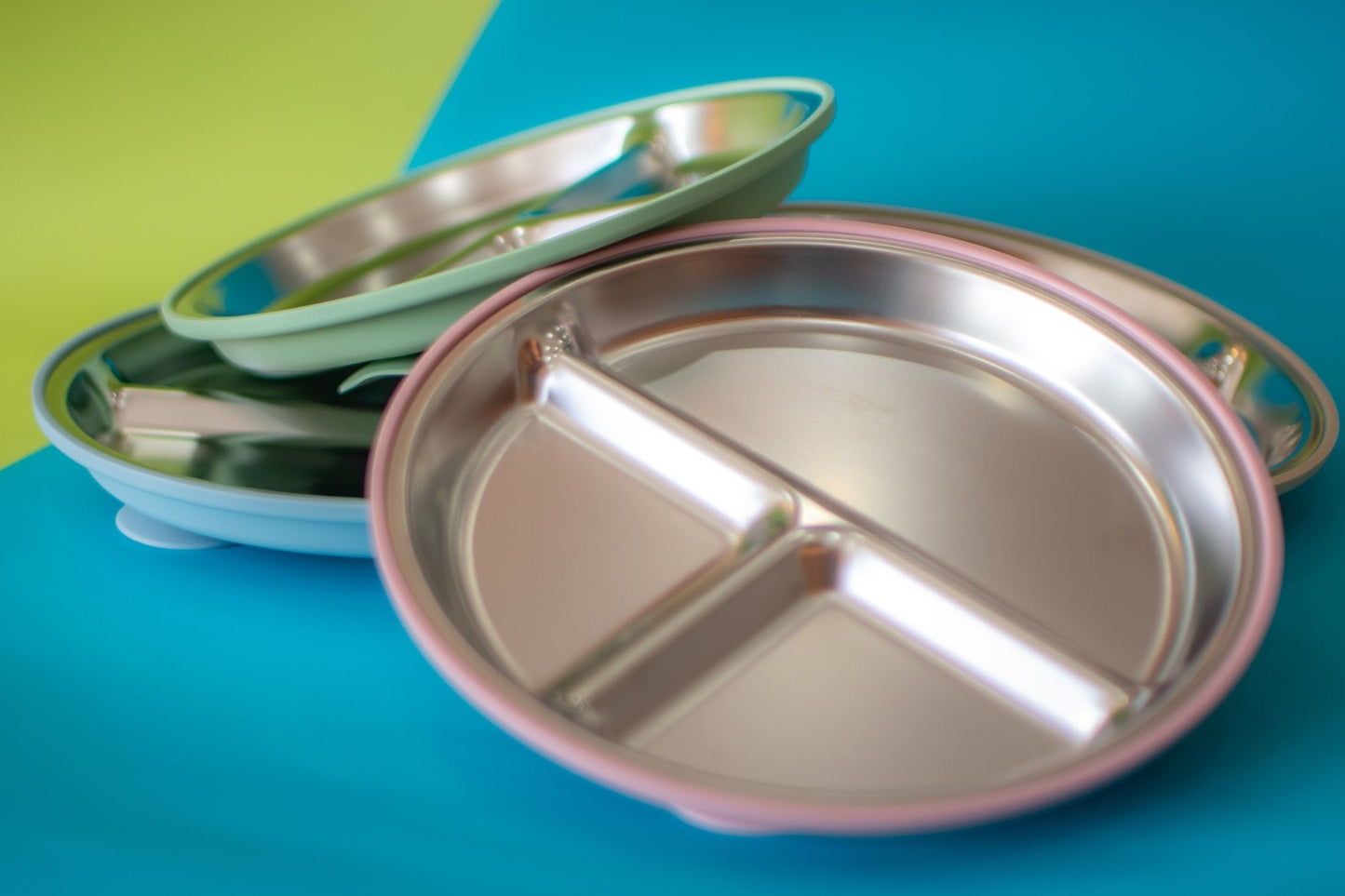 Juego de platos de acero inoxidable con ventosa