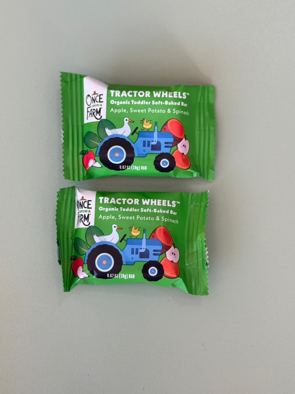 Galletas suaves Tractor Wheels – Once Upon A Farm galletas individuales