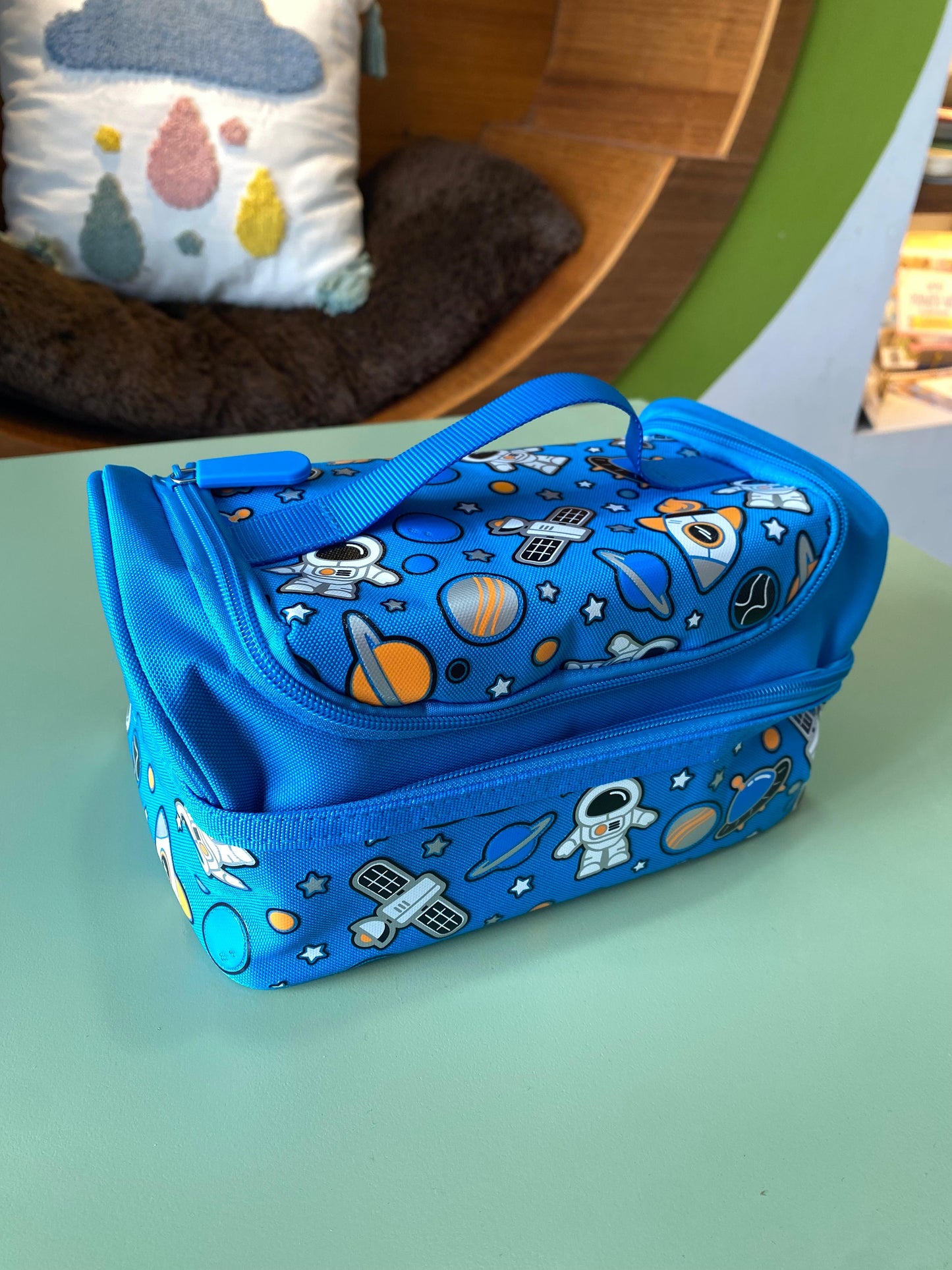 Lonchera azul astronautas